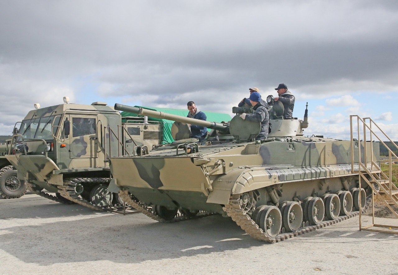 Курганмашзавод представил БМП-3 и ТМ-140 на Всероссийских соревнованиях  Сбербанка - Департамент экономического развития